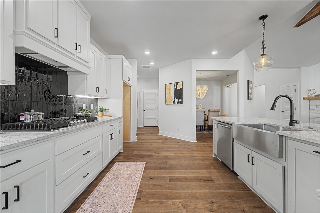 DIAMOND ESTATES PH V-CENTERTON - Residential