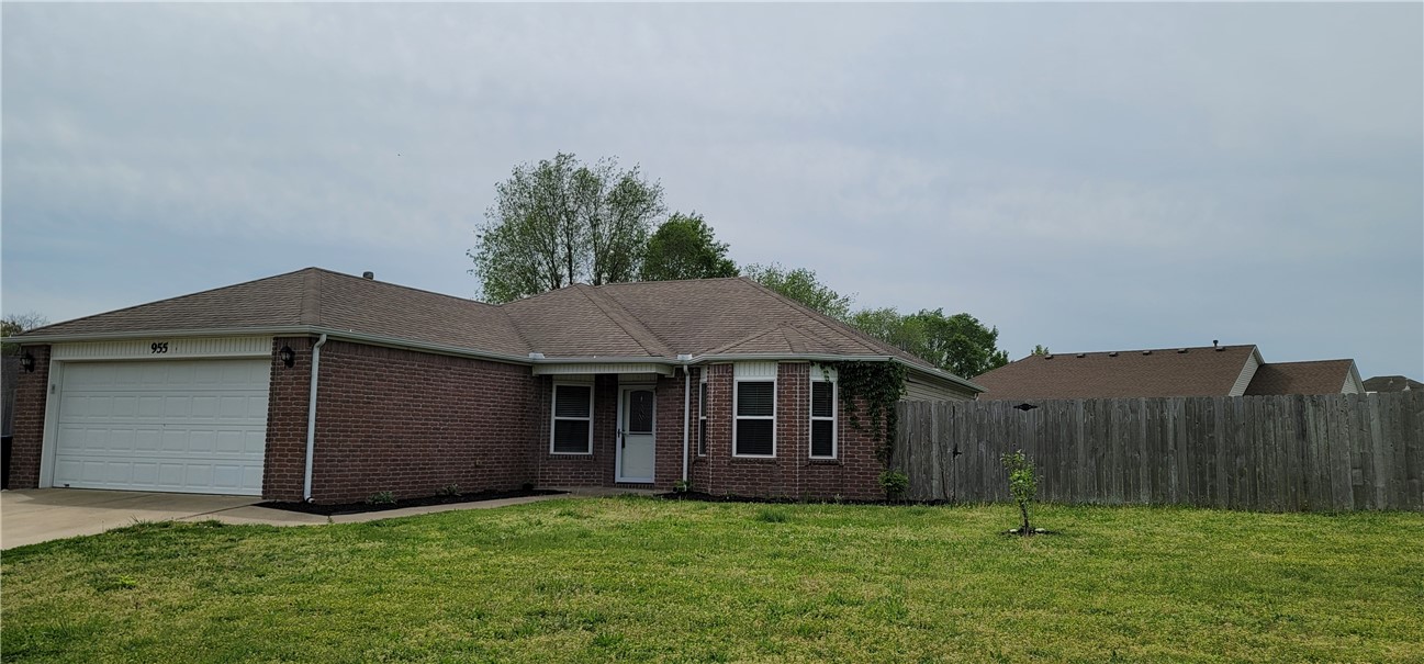 Location, Location, Location A rare to find 4 bed 2 bath, split floor plan, 1/3 acre corner lot, huge master 2 Car Garages, work shop and privacy fenced backyard. Roof replaced 2016, Windows 2019,water heater 2023.