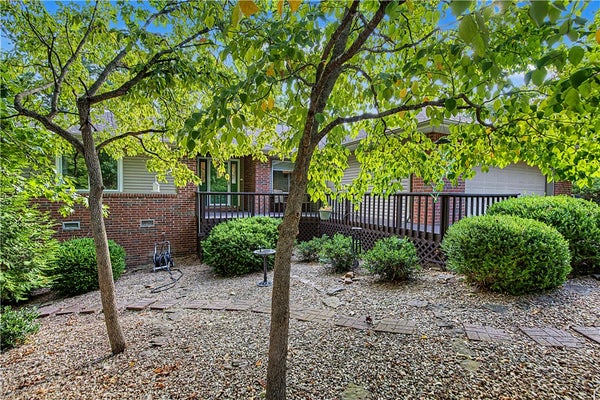 4 RODING CIR, BELLA VISTA, AR 72715 - Image d447aa79e2d1bba90c7b5bd7bd87aecd/1239872550