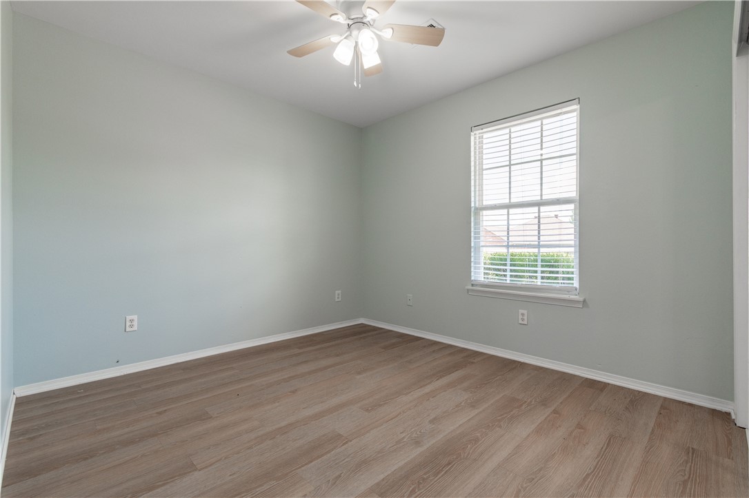 EAGLE CREST ESTATES-BENTONVILLE - Residential Lease