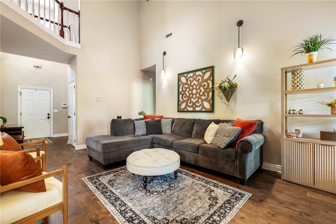 Bridgeport Ph Vi - Residential