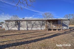 If you want to be out in the country on Crow Mountain this is it. Check out ths super clean home in move in condition sitting on over 3 acres with a metal shop building. All you have to do is move this one is ready. Start enjoying life at 345 Leonard Lane.