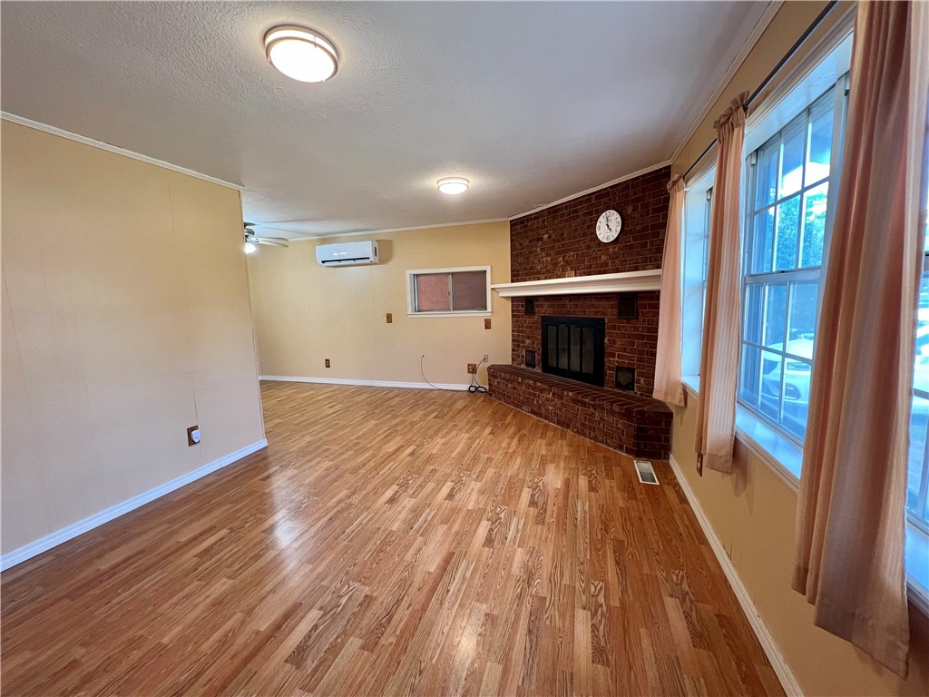 Clarksville 321023 - Residential