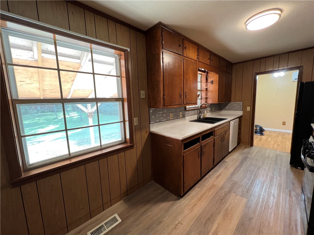 Clarksville 321023 - Residential