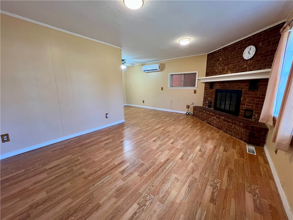 Clarksville 321023 - Residential