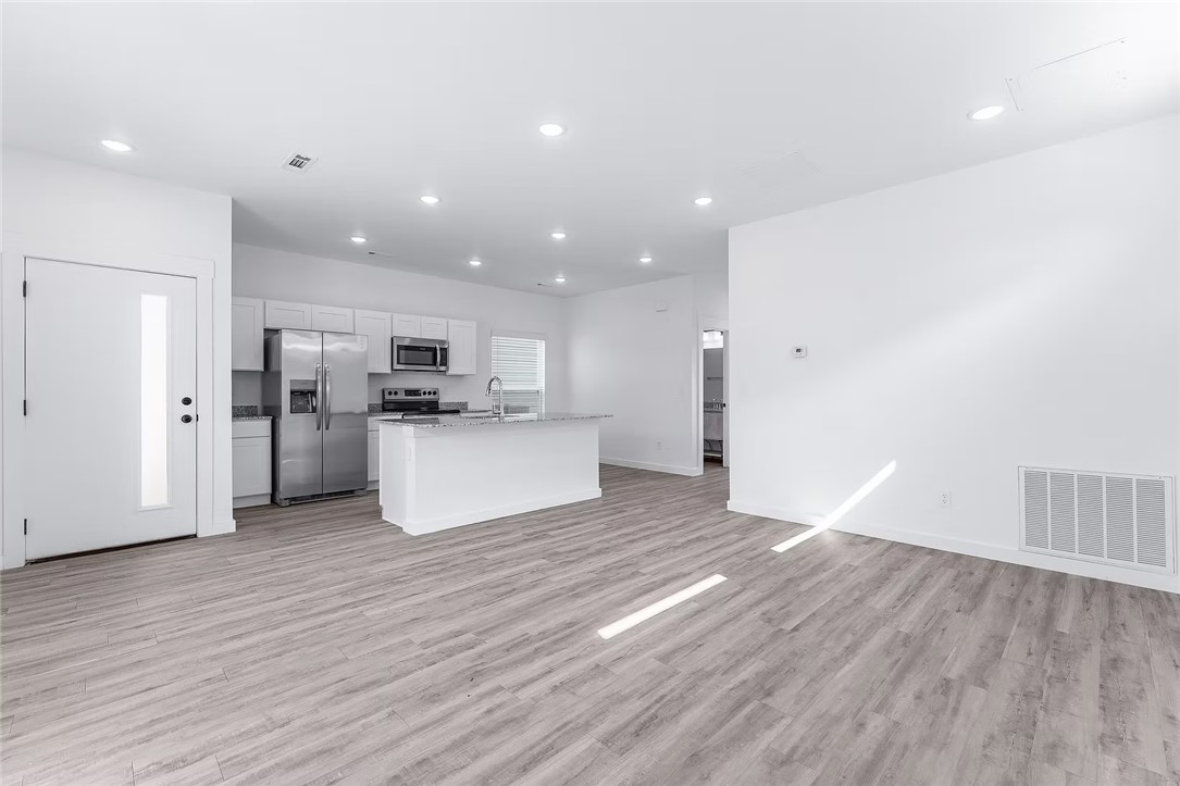 FEATHERSTON WEST SUB PH 1-CENTERTON - Residential