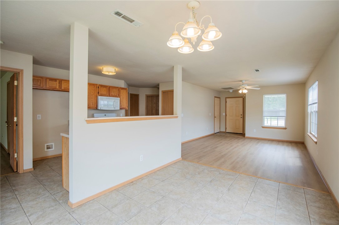 Grant Spgs Sub Decatur - Residential Lease