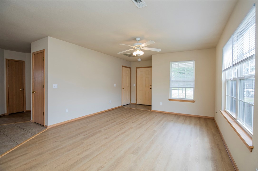 Grant Spgs Sub Decatur - Residential Lease