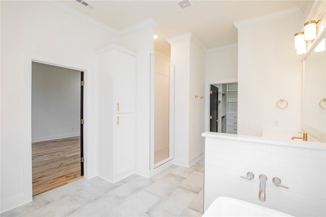 Clarendon Heights - Residential