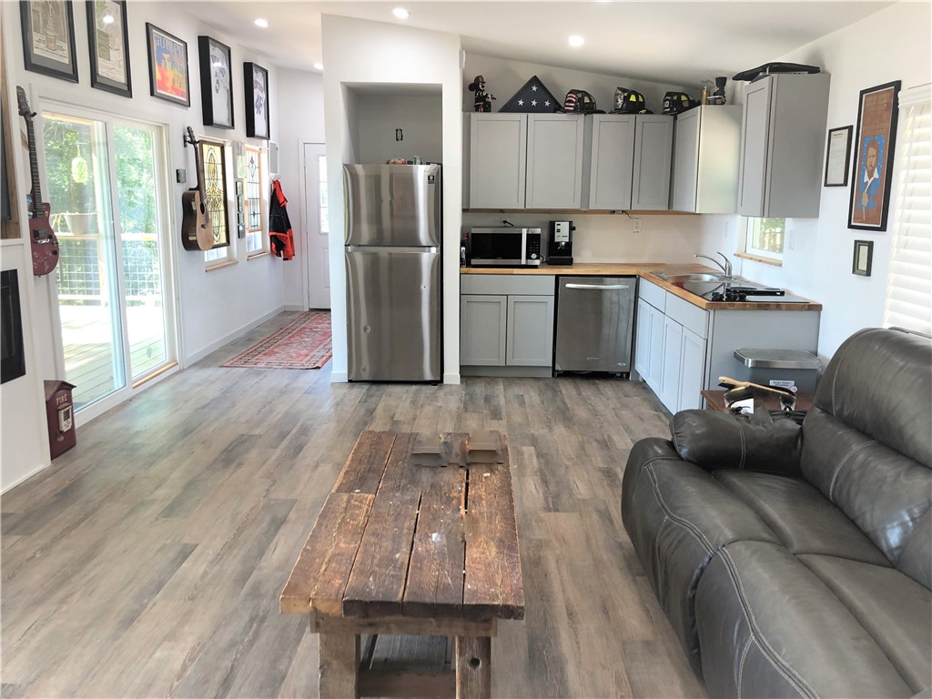 Mo Ark View Estates - Residential