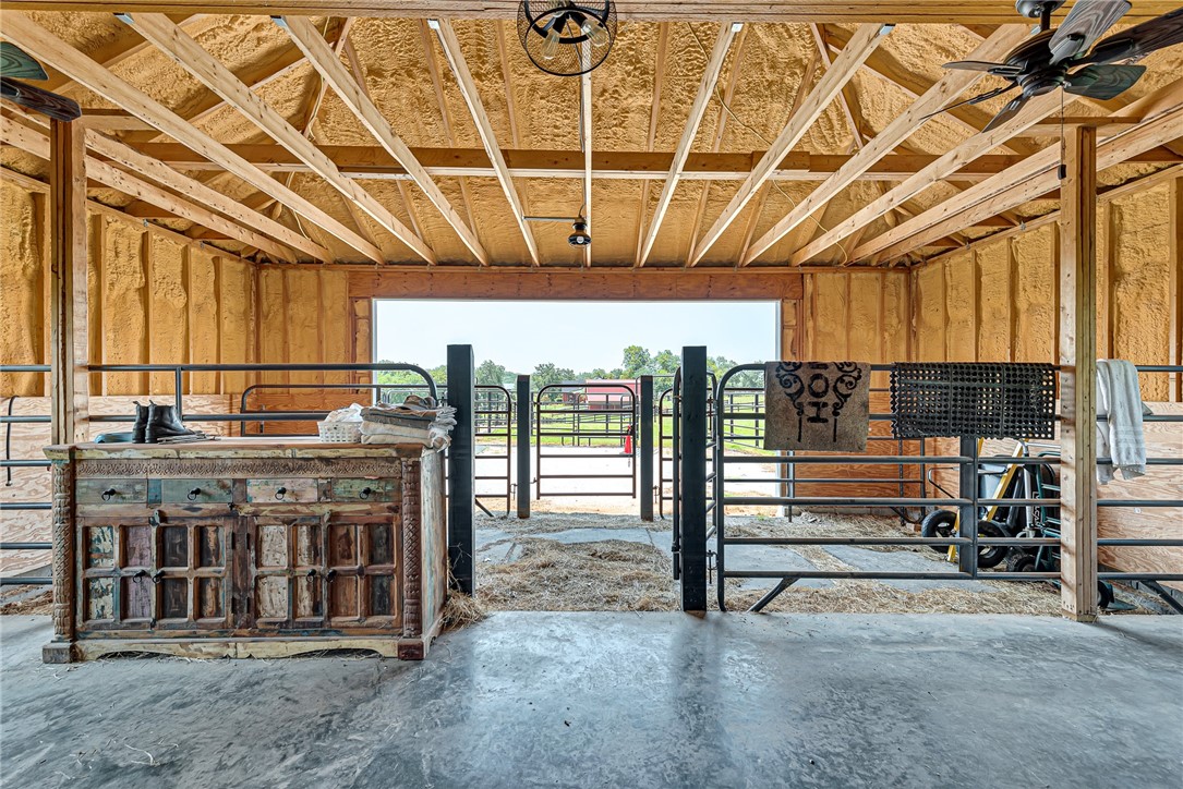01-18-31-Cave Springs - Residential