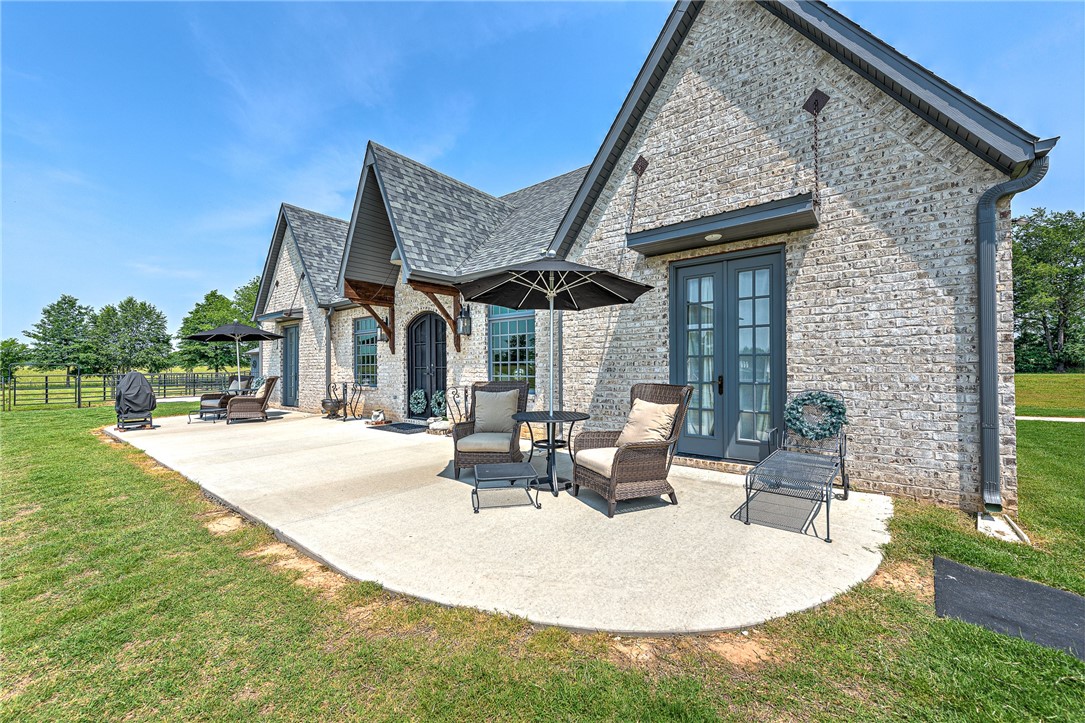 01-18-31-Cave Springs - Residential