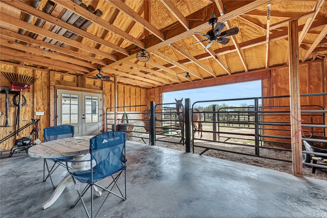 01-18-31-Cave Springs - Residential