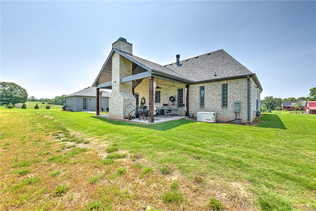 01-18-31-Cave Springs - Residential