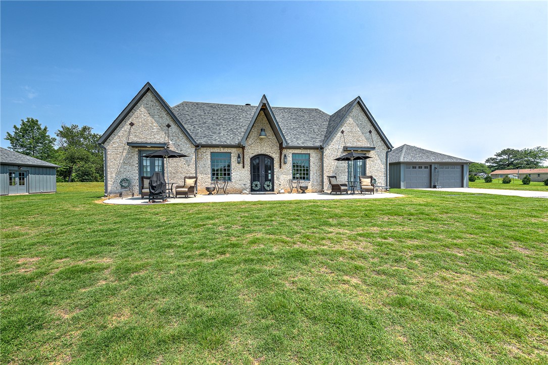 01-18-31-Cave Springs - Residential