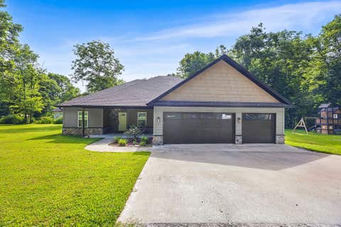 Photo of 1 Halvergate Lane, Bella Vista, AR 72715 (MLS # 1356408)