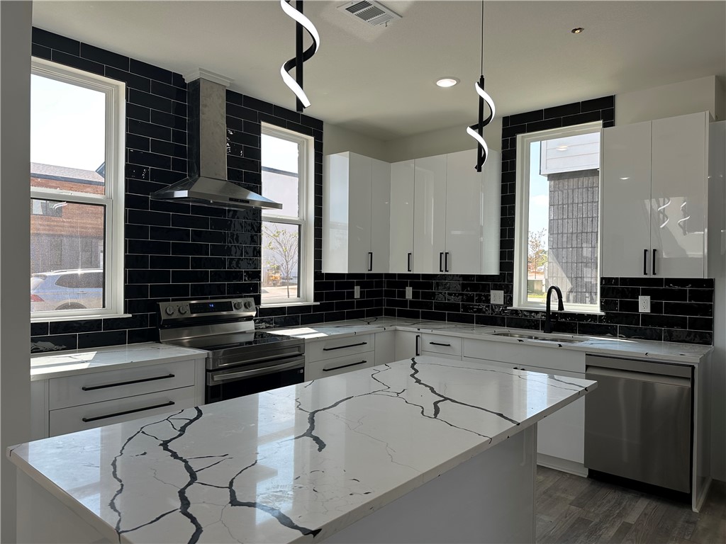 TAYLOR SUB-ROGERS - Residential