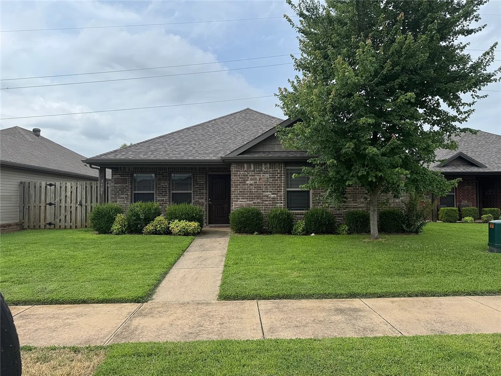Welcome home! 2015 well maintained and like brand new home in a desirable location. Within walking distance of schools. Minutes away from downtown Bentonville, trail system, shopping, and I540 for easy daily commute. Home features; 3 Bedrooms, 2 Bathrooms, Utility Room, 2 car garage, & patio off side of home. Covered porch at front of home. Living Room with vaulted ceilings and natural lighting. Eat-in kitchen features granite counter tops, double stainless sink, & pantry. Primary suite features vanity w/ full mirror and enormous walk-in closet. Vinyl & brick maintenance free exterior. Excellent potential for long- or short-term rental.