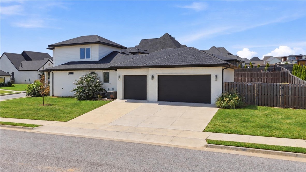 Northwest Arkansas Real Estate | Uptown Real Estate 8001 W Ardmore Street