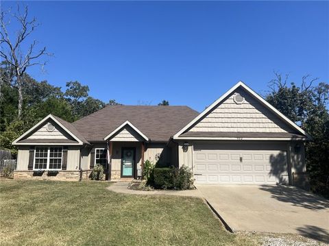 Photo of 982 Whitetail Trail, Van Buren, AR 72956 (MLS # 1339978)