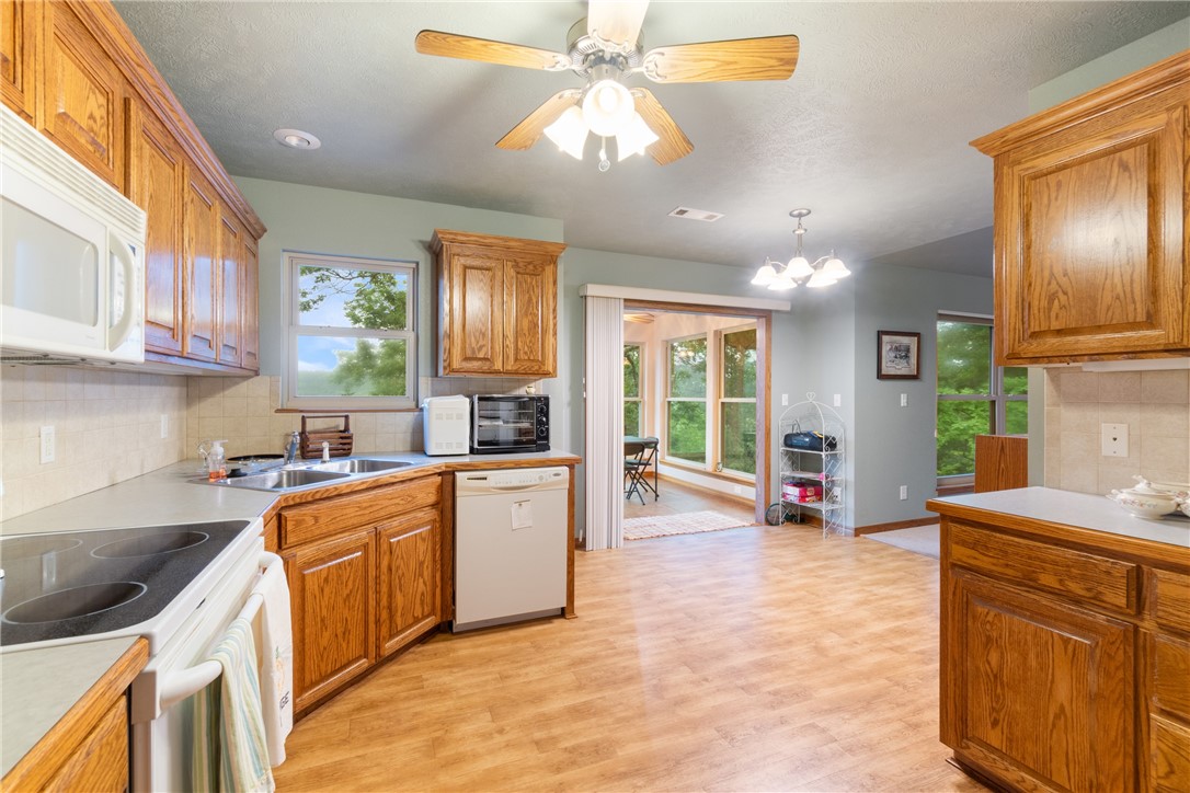 Unit 5 Holiday Island - Residential
