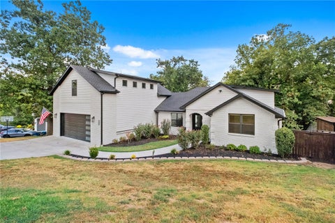 Photo of 3105 Cardinal Creek Circle, Bentonville, AR 72712 (MLS # 1360355)