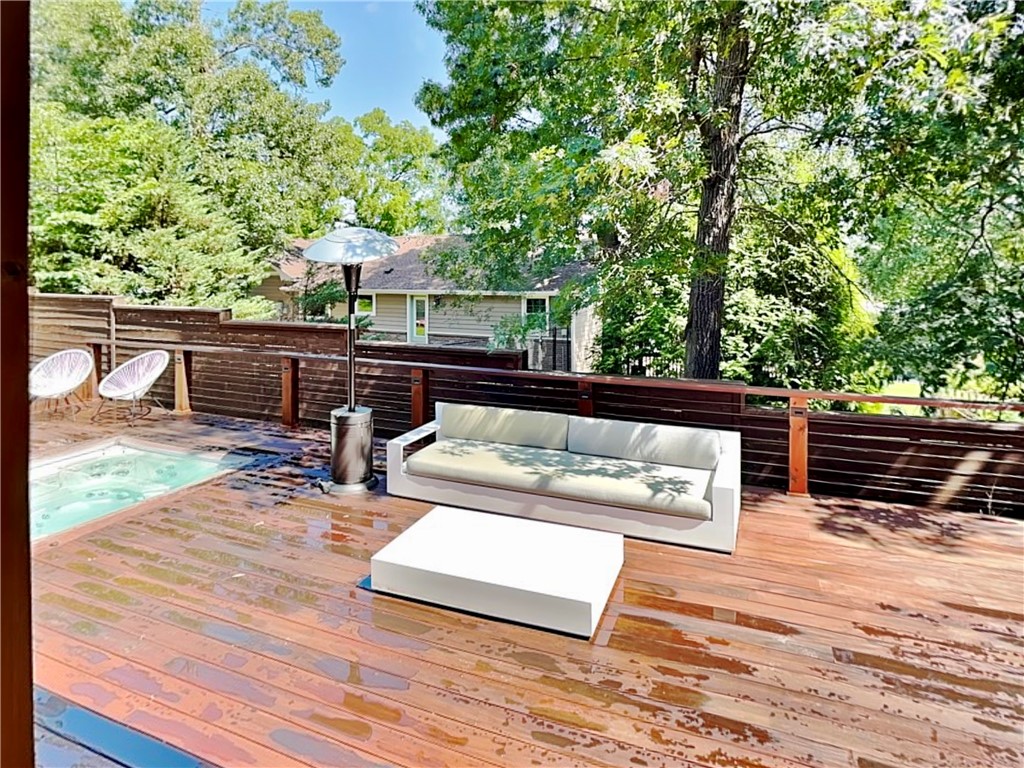 Pinnacle Gardens Sub Rogers - Residential