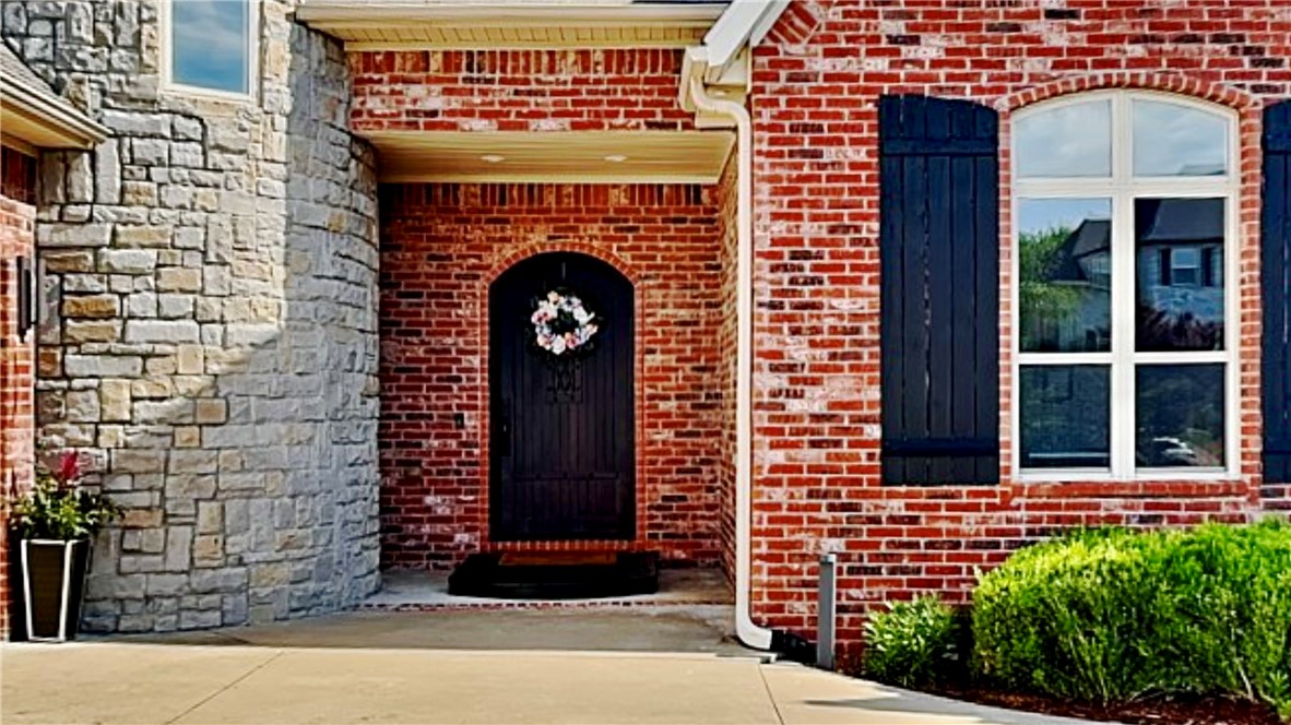 Pinnacle Gardens Sub Rogers - Residential