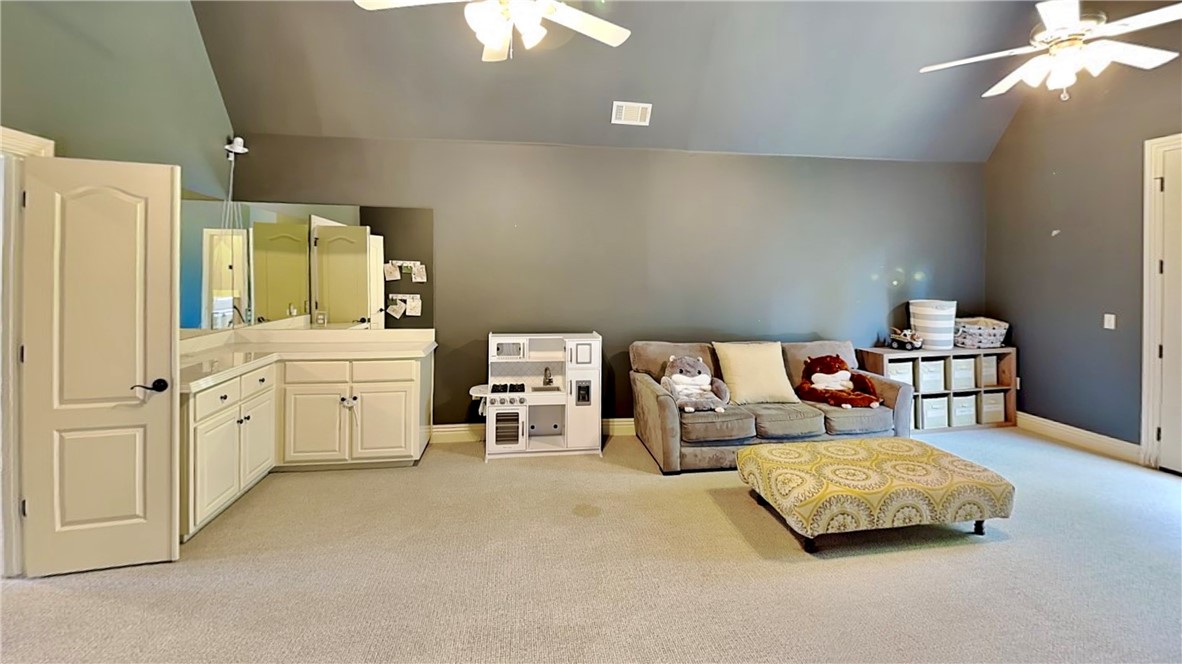 Pinnacle Gardens Sub Rogers - Residential