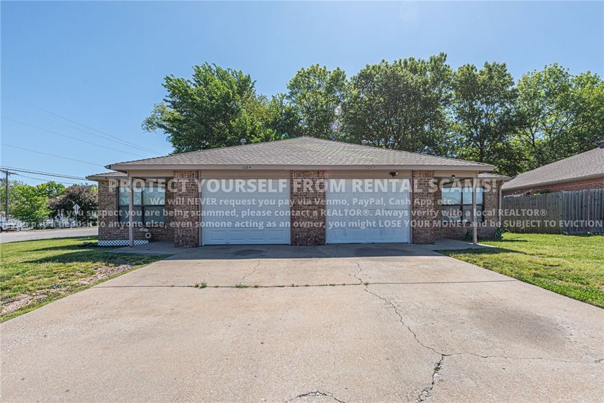 AVAILABLE NOW! Welcome to this 2 Bedroom Duplex located just minutes away from shopping, eateries, parks, schools, hospital, and a short drive to the University of Arkansas! This two bedroom, two bath duplex features a spacious kitchen with lots of cabinet space and a designated section for eat in dining, 2 cozy bedrooms, and ceiling fans! This property is ready for immediate occupancy. **Tenant is responsible for all utilities and lawn care/maintenance *Pets Negotiable
