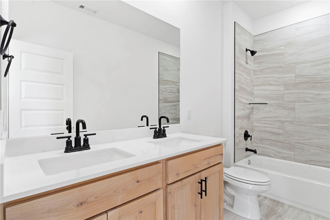 Pine Hollow - Residential