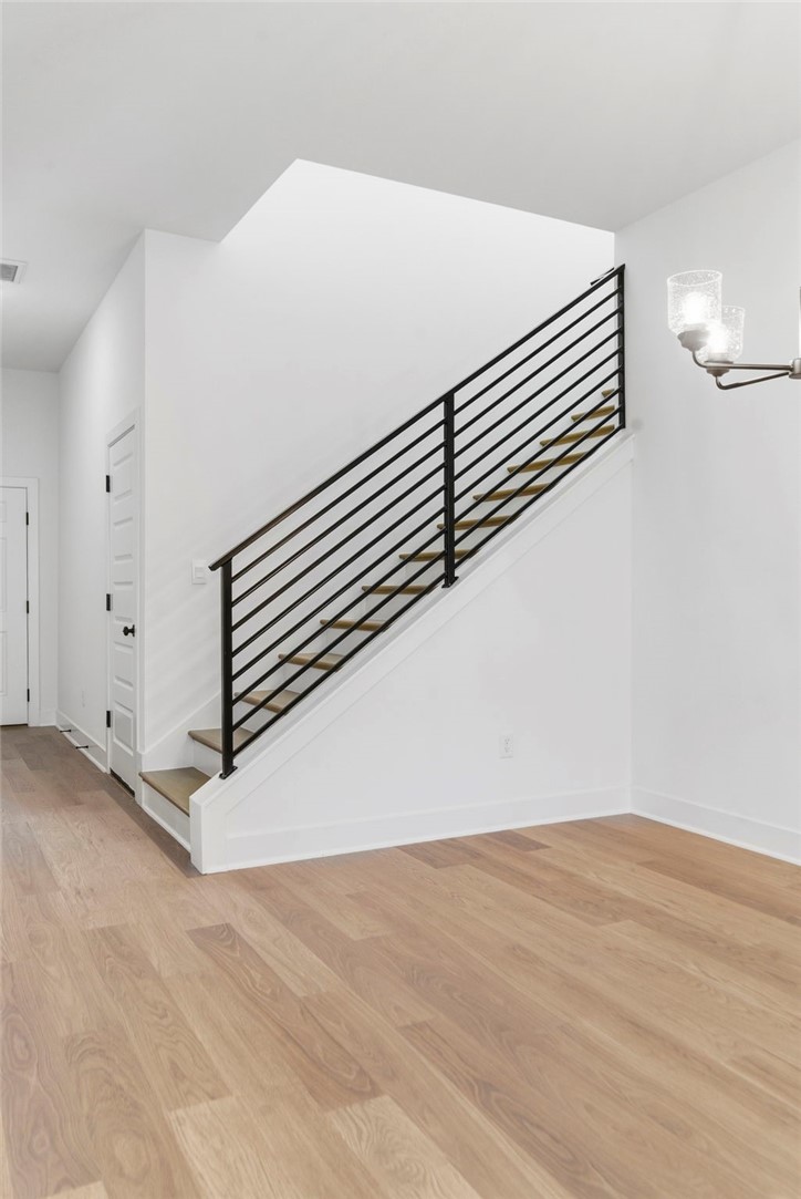 Pine Hollow - Residential