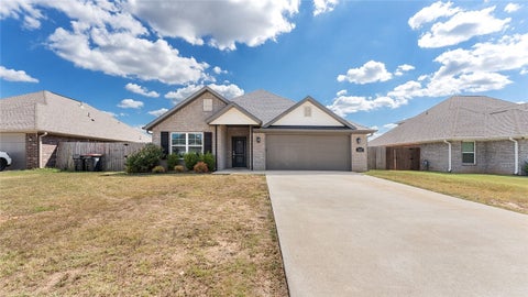 Photo of 2817 Suncrest Avenue, Springdale, AR 72764 (MLS # 1361271)