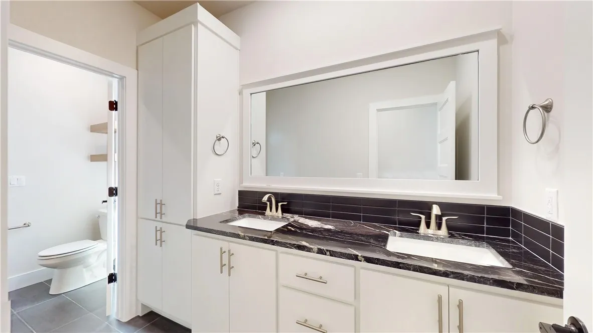 Pea Ridge, Arkansas 72751, United States, 4 Bedrooms Bedrooms, ,3 BathroomsBathrooms,Residential,Active,94949