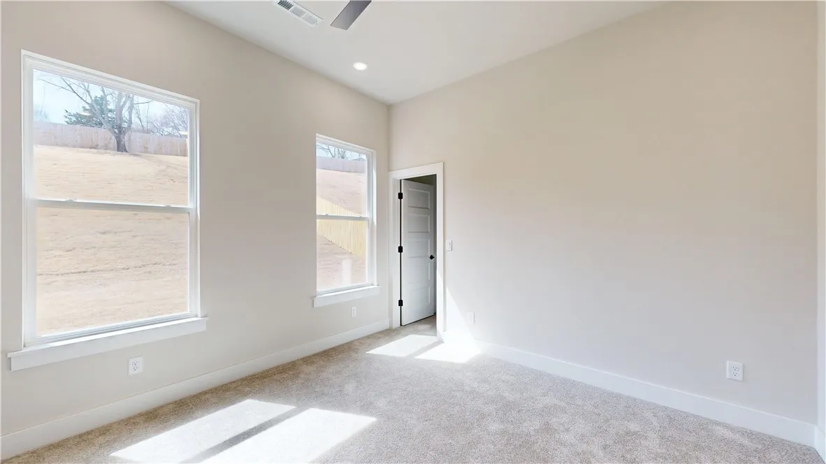 Pea Ridge, Arkansas 72751, United States, 4 Bedrooms Bedrooms, ,3 BathroomsBathrooms,Residential,Active,94949