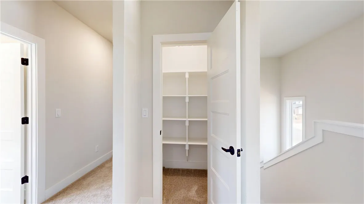 Pea Ridge, Arkansas 72751, United States, 4 Bedrooms Bedrooms, ,3 BathroomsBathrooms,Residential,Active,94949