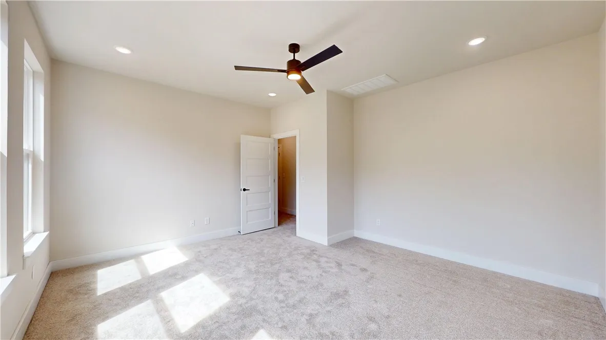 Pea Ridge, Arkansas 72751, United States, 4 Bedrooms Bedrooms, ,3 BathroomsBathrooms,Residential,Active,94949