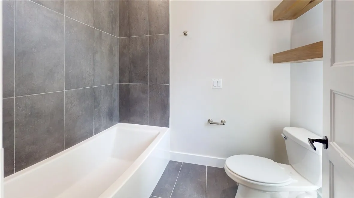 Pea Ridge, Arkansas 72751, United States, 4 Bedrooms Bedrooms, ,3 BathroomsBathrooms,Residential,Active,94949