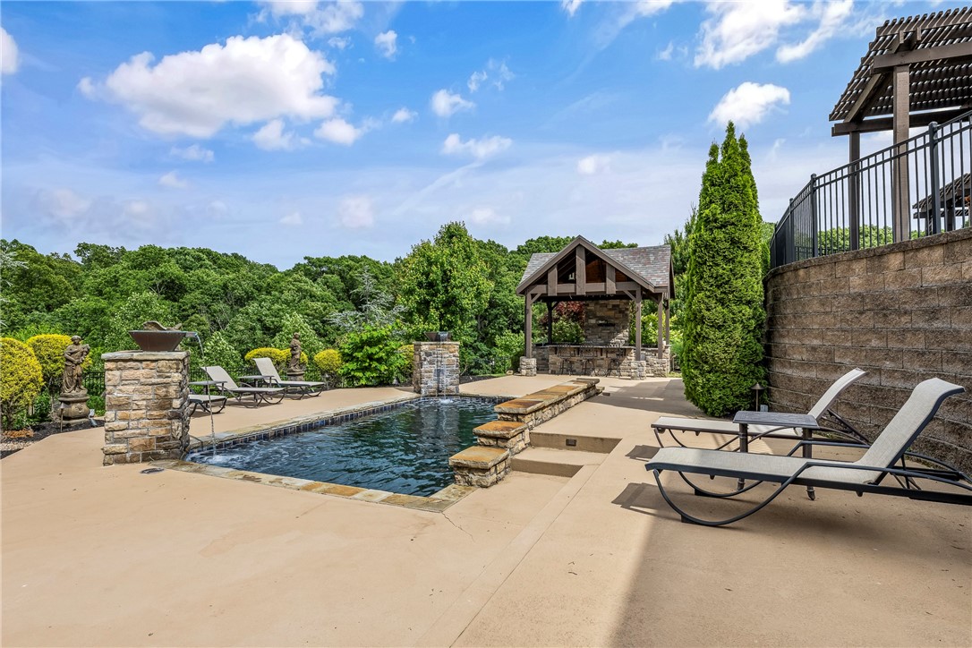 Estates At Dogwood Canyon - Residential