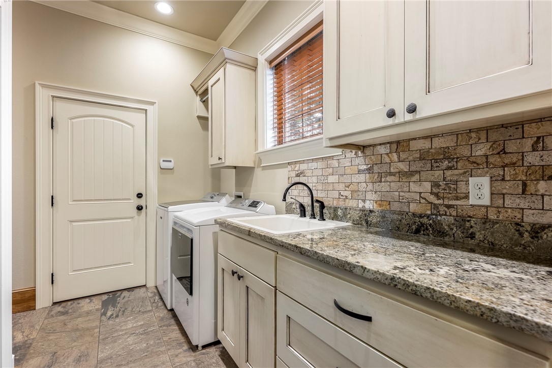 Estates At Dogwood Canyon - Residential