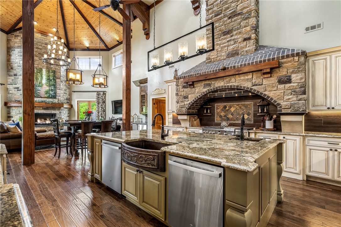 Estates At Dogwood Canyon - Residential