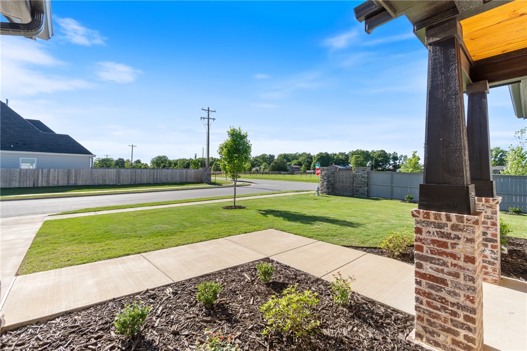 Crescent View Rogers - Residential