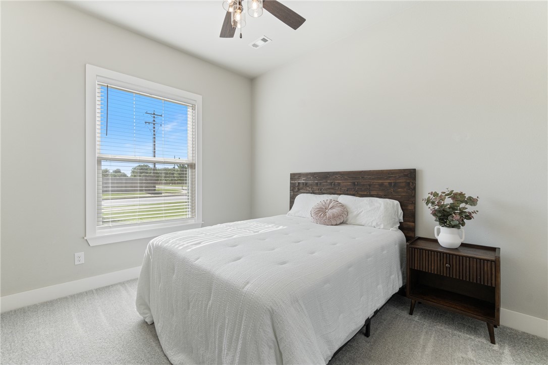 Crescent View Rogers - Residential