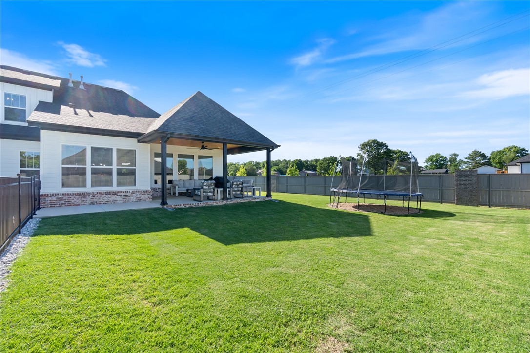 Crescent View Rogers - Residential