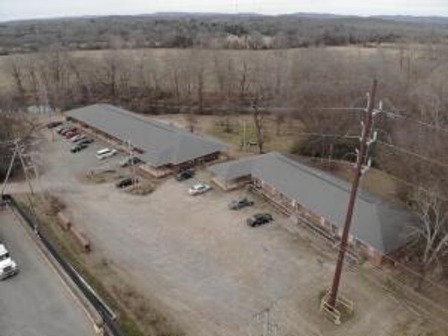 Great investment property setting on 5 acres. Easy access to industrial employment to the joining property.