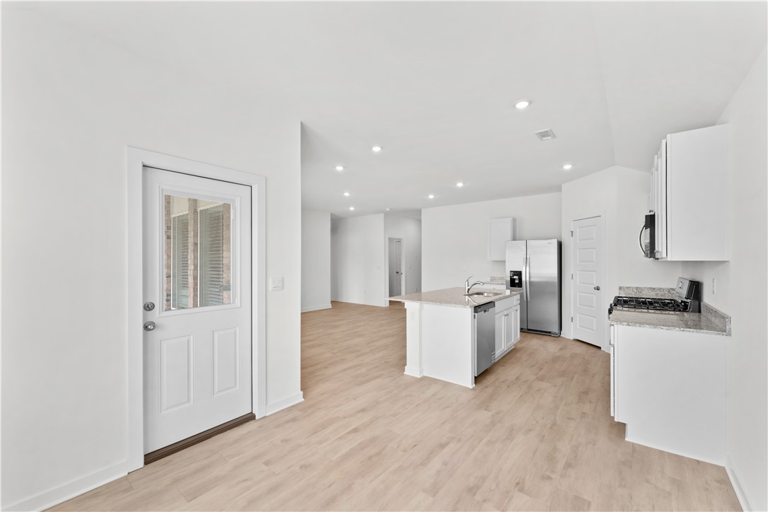 West Wind Sub Ph I Centerton - Residential Lease