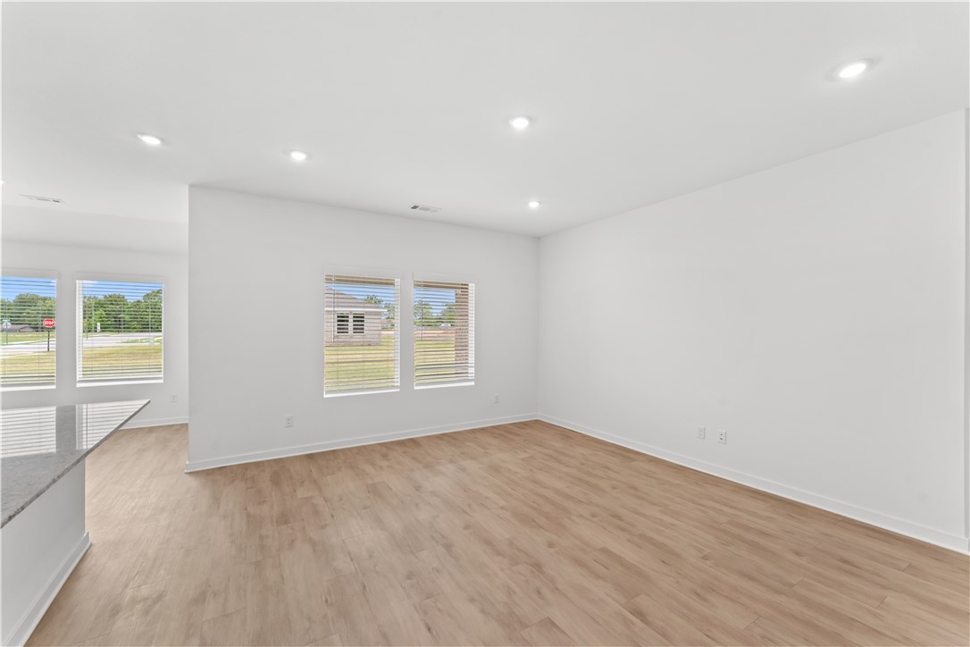 West Wind Sub Ph I Centerton - Residential Lease