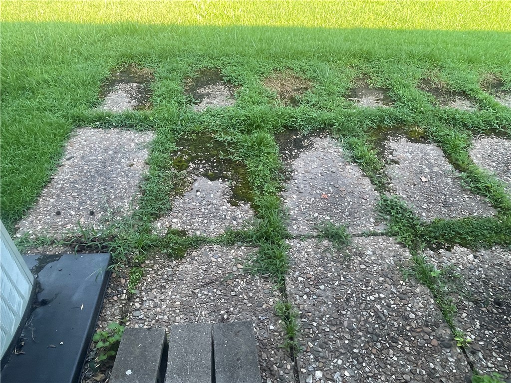 THOMPSON HEIGHTS - Residential