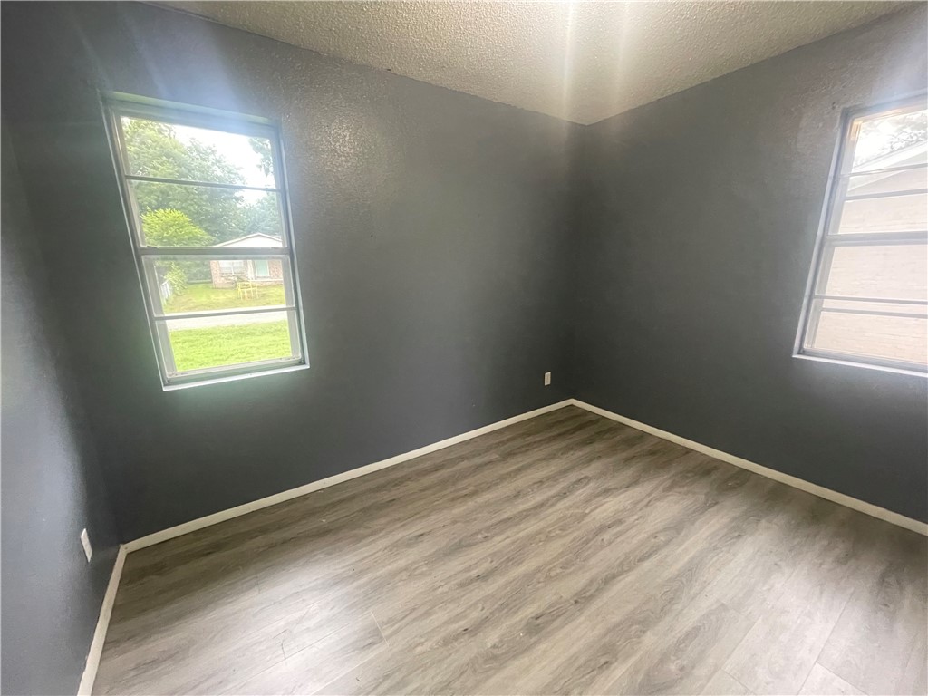 THOMPSON HEIGHTS - Residential