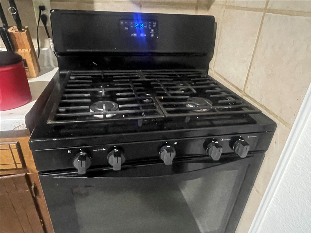 THOMPSON HEIGHTS - Residential